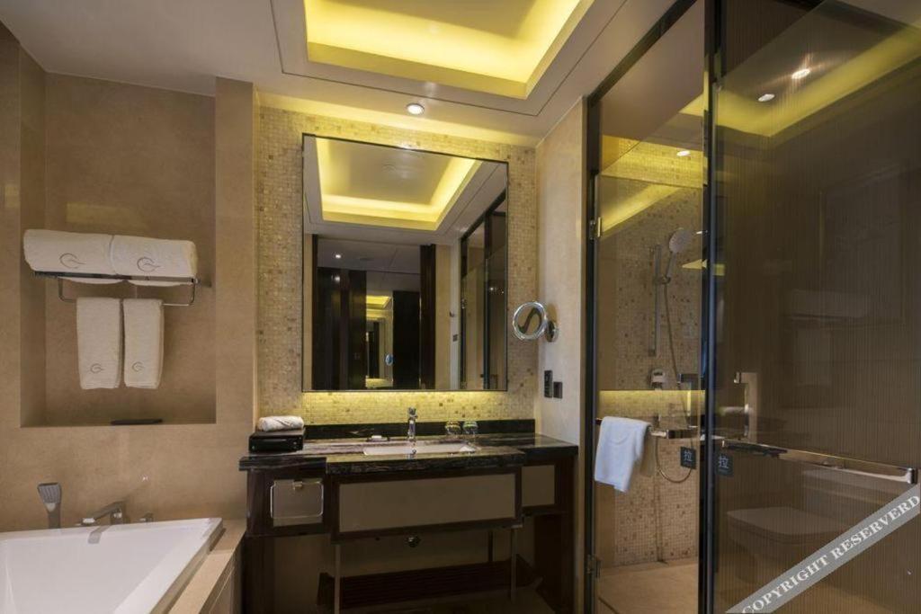 Beijing Grand Skylight International Hotel Exterior photo