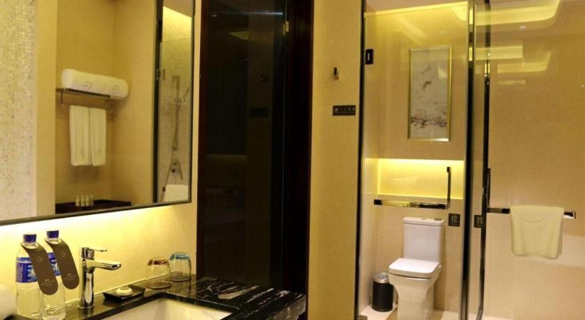 Beijing Grand Skylight International Hotel Exterior photo