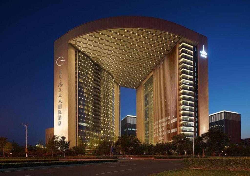 Beijing Grand Skylight International Hotel Exterior photo