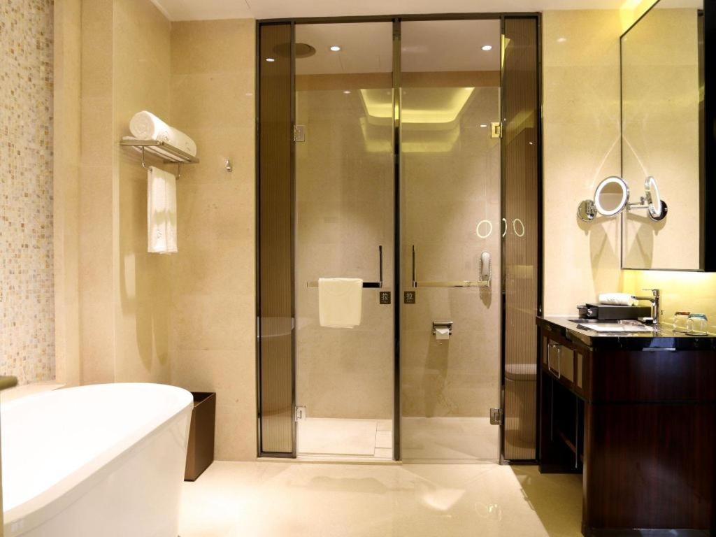 Beijing Grand Skylight International Hotel Exterior photo