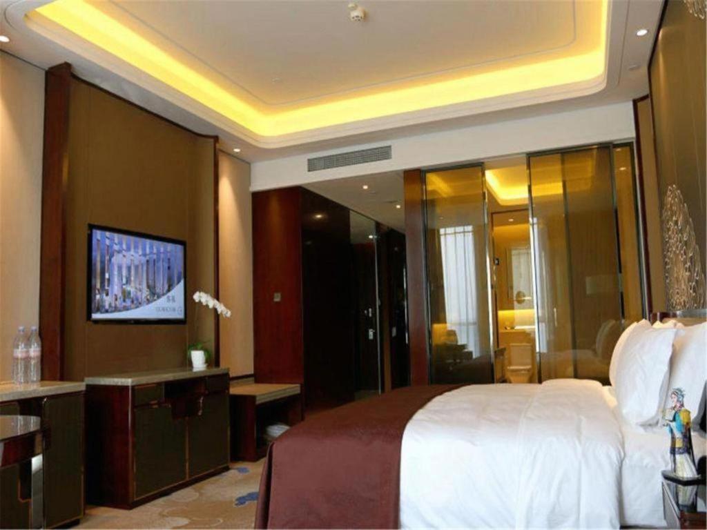 Beijing Grand Skylight International Hotel Exterior photo