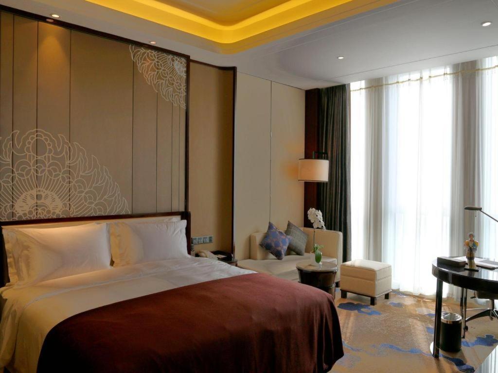 Beijing Grand Skylight International Hotel Exterior photo