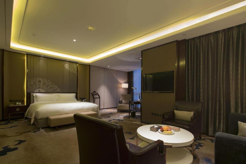 Beijing Grand Skylight International Hotel Exterior photo