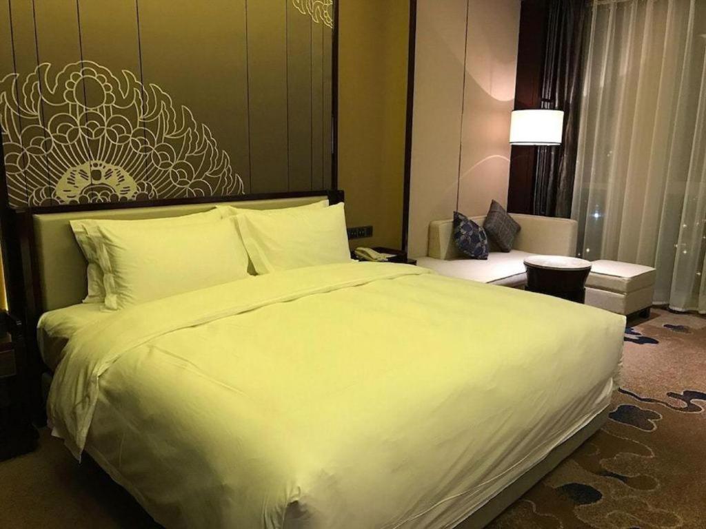 Beijing Grand Skylight International Hotel Exterior photo
