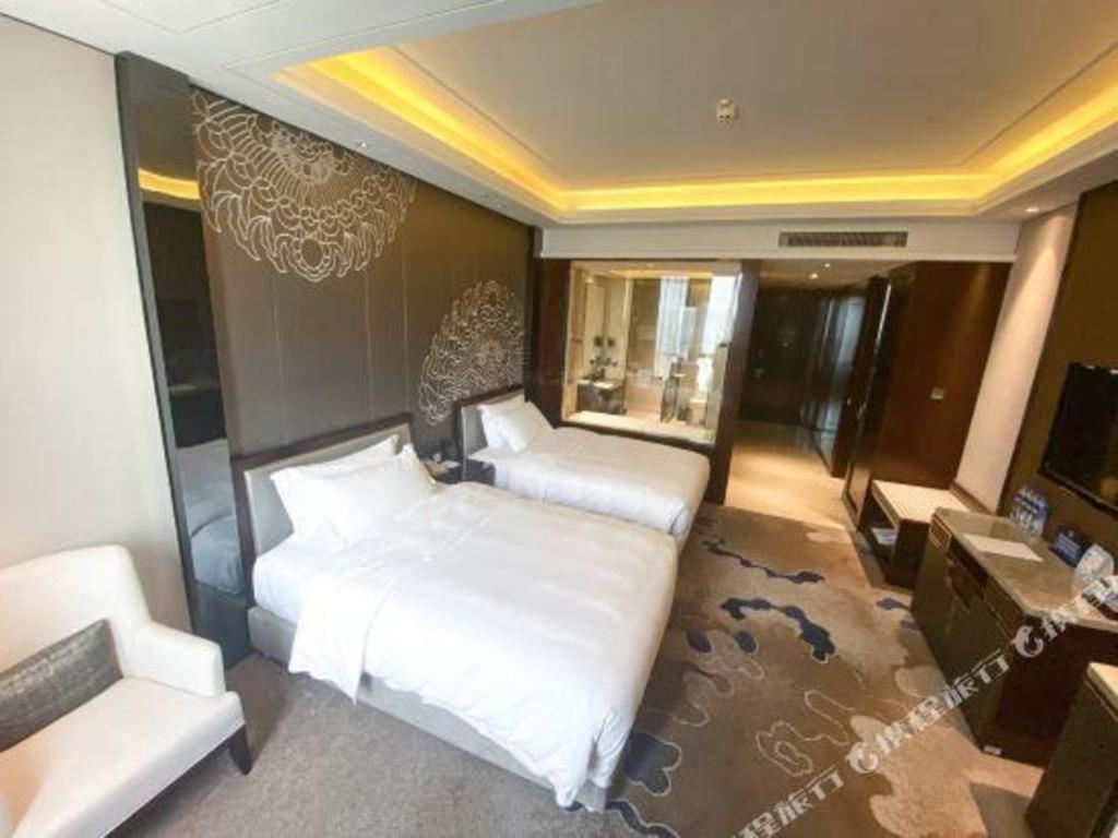 Beijing Grand Skylight International Hotel Exterior photo