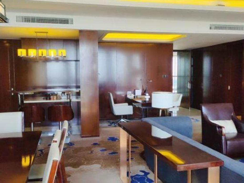 Beijing Grand Skylight International Hotel Exterior photo