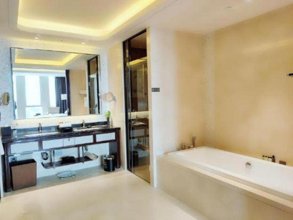 Beijing Grand Skylight International Hotel Exterior photo